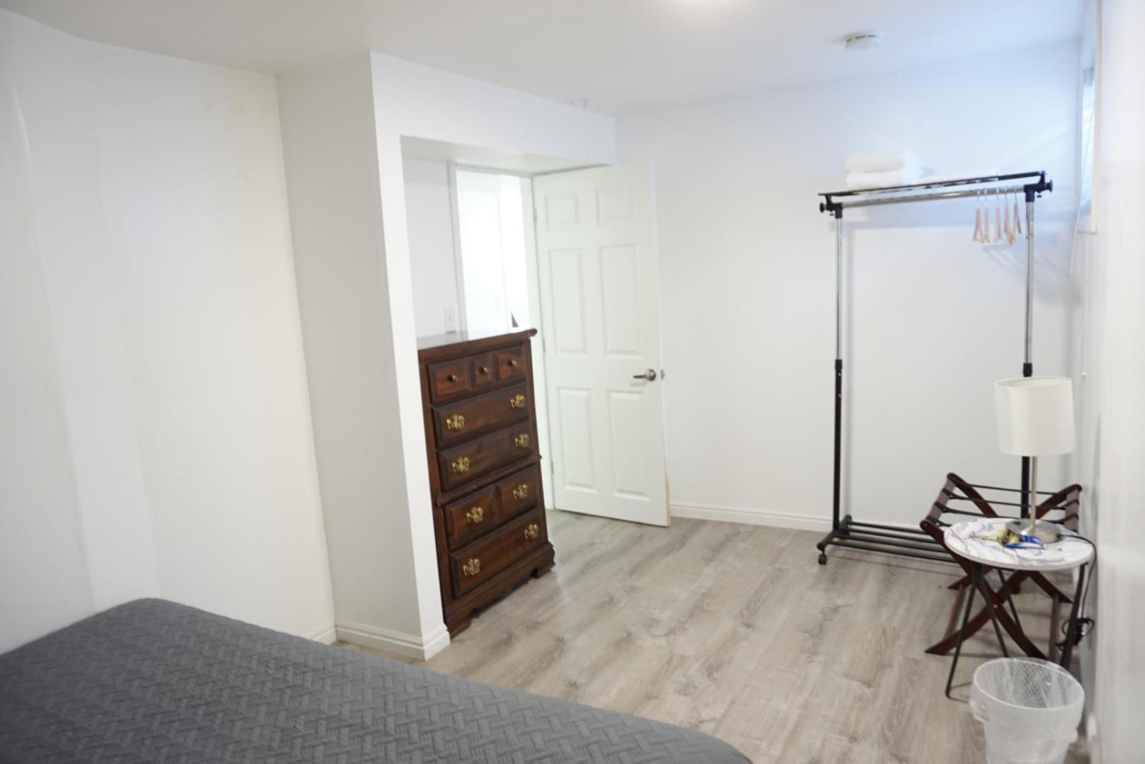 Large Room Near Uvu & Byu Orem Room photo